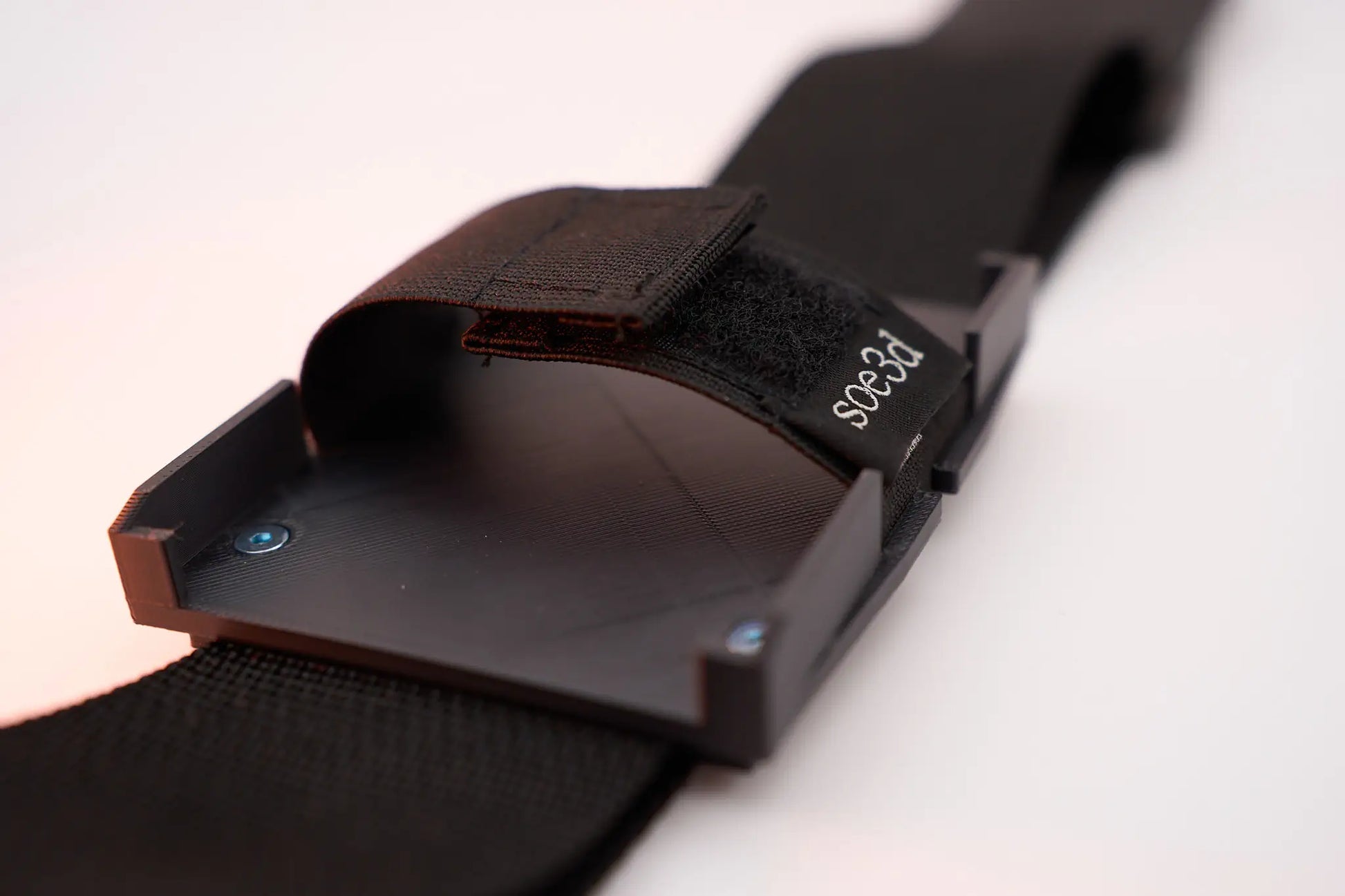 Gitarrengurt mit SignalGrip Halterung für Funksender